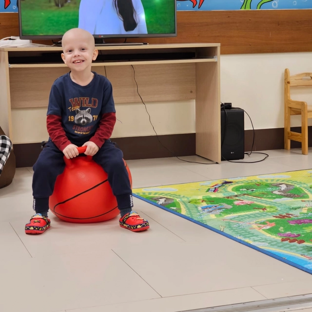 Алим боролся со своей болезнью два года.