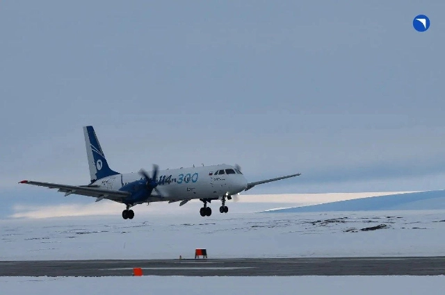самолёт Ил-114-300