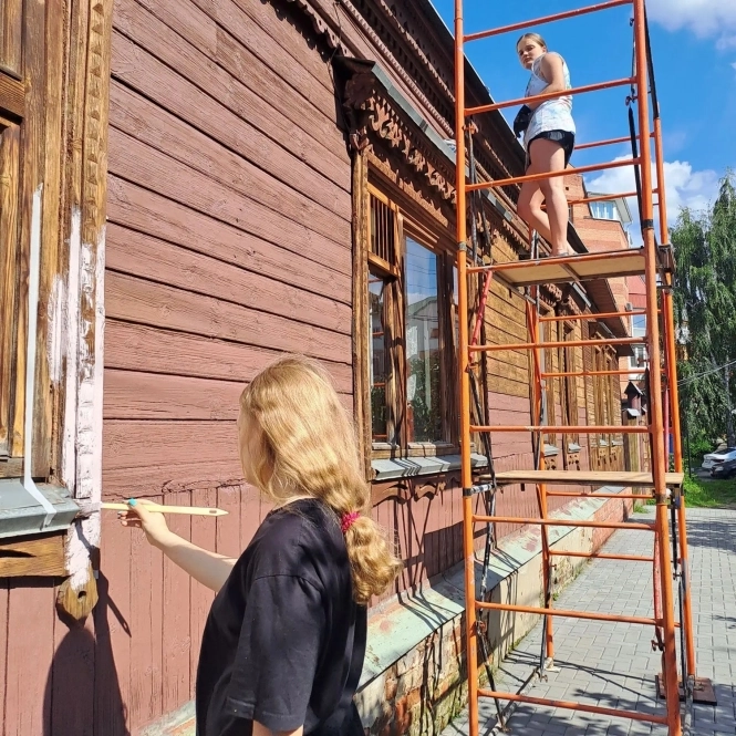К юбилею дом преображали всей семьей.