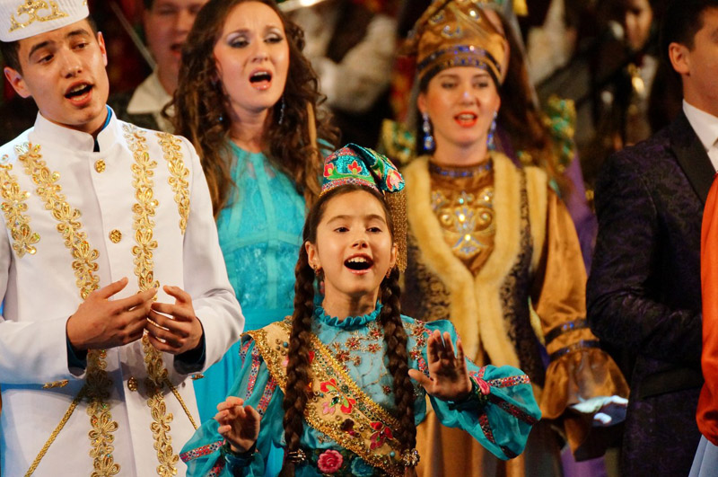 Tatar песни. Татары поют. Татары дети. Красивые татарские дети.