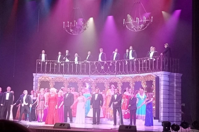 Финал оперетты И. Кальмана Новые лица «Королева Чардаша».