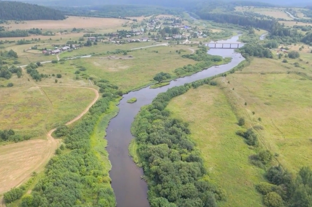 Плакать не о чем! Как в Усть-Утке соседствуют души сплавщиков и Сергей Есенин