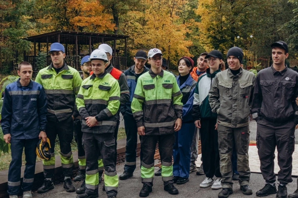 А главный интерес работодателя в том, что он обретает молодого сотрудника.