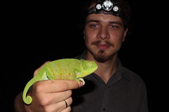 Зоолог Александр Игнатенко много путешествовал по миру — здесь он в Уганде.