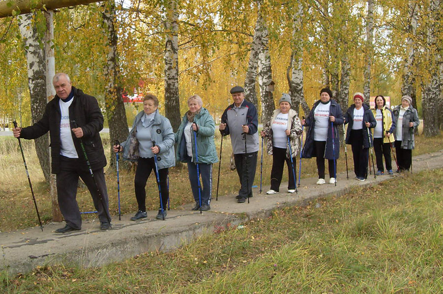 Теперь пенсионеры и ветераны труда в Сосновском районе будут заниматься физическими упражнениями ещё больше.