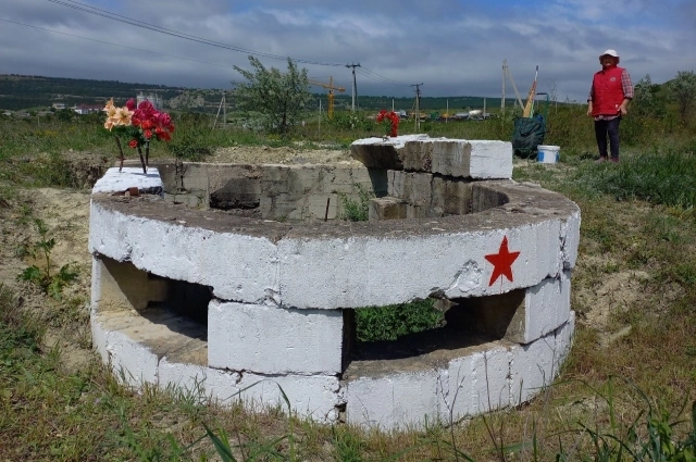 К ДОТам и ДЗОТам шефы»» выходят несколько раз в год.