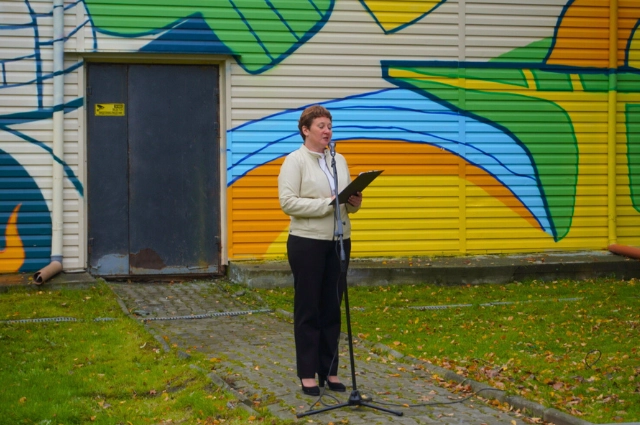 Точка притяжения. В Бисерти открылся 40-метровый мурал о Демидовых