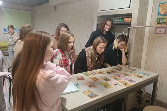 Настольные игры помогают прожить сложные ситуации в игровой форме.
