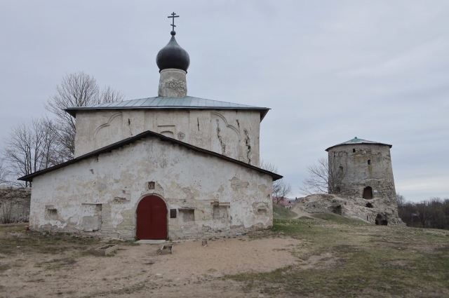 церковь Косьмы и Дамиана с Гремячей горы стал местом притяжения верующих 