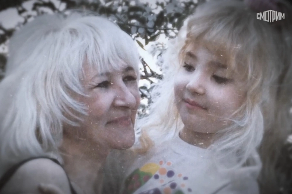 Девочки больше не осветляют волосы.