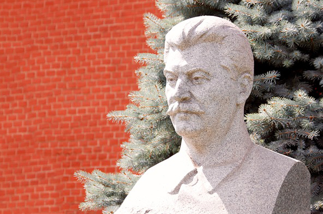 Памятник Сталину в Кремле