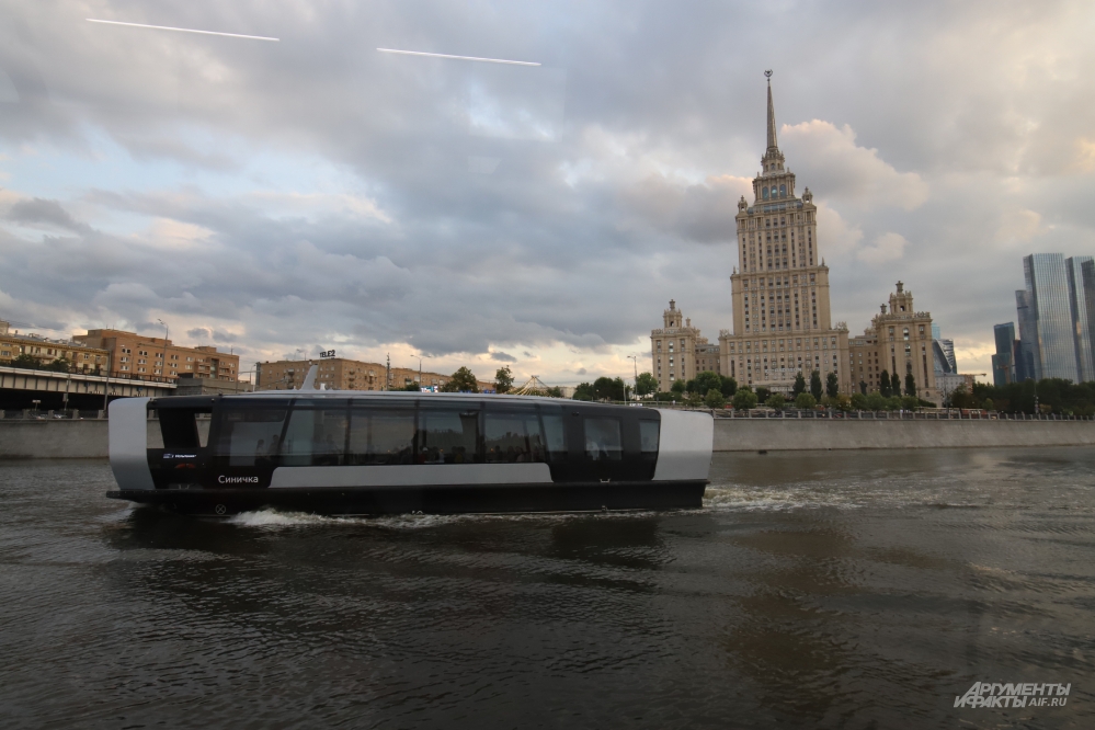 Московский Речной транспорт новый