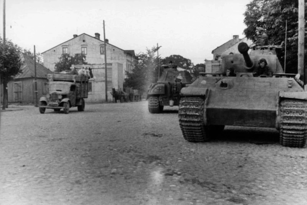 
 Резня в Парадизе. Как эсэсовцы из «Мертвой головы» казнили пленных англичан    