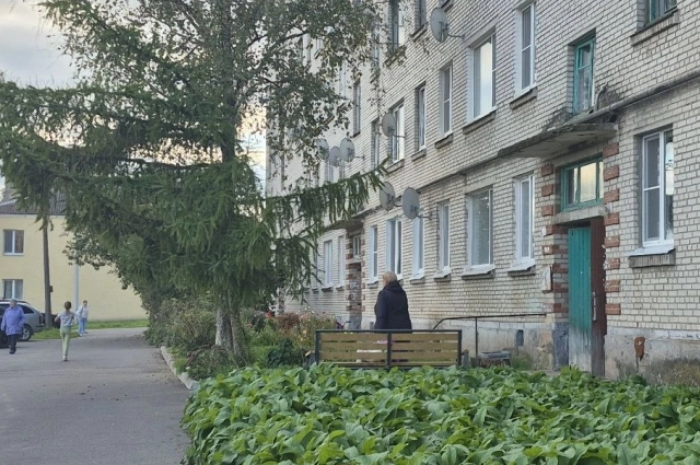 Из этого подъезда выносили тела троих погибших.