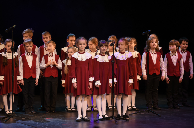 Младшая группа Большого хора имени В.С.Попова, 1-е место в номинации «Коллективное песенное искусство».