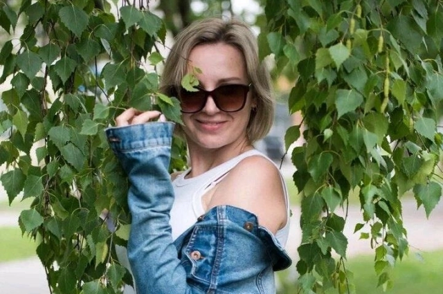 Яна не всегда мечтала стать певицей.