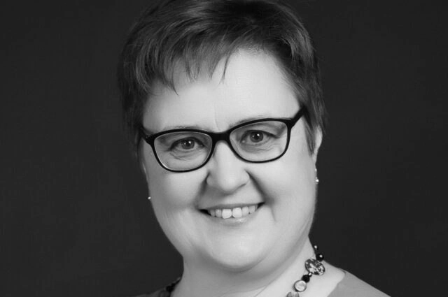 Жанна Исхакова.