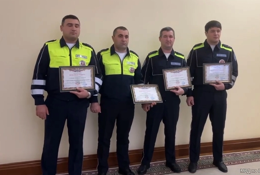 Слева направо: Рустам Газимагомедов, Магомед Алиев Ахмед Мустафаев, Гаджи Шапиулаев.