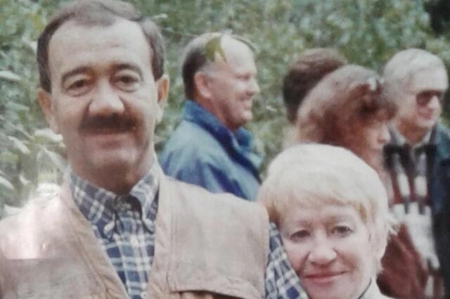 Людмила Николаевна со своим мужем Николаем Винниковым.  Он многие годы сыщиком донской милиции, а затем  директором «АиФ на  Дону».