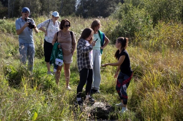 Считается, что вода в этих озёрах обладает целебной силой,  так же как и имеющаяся в окрестностях голубая глина. 