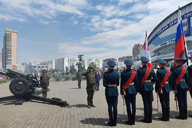 Полуденный выстрел в Хабаровске, мэр города Кравчук