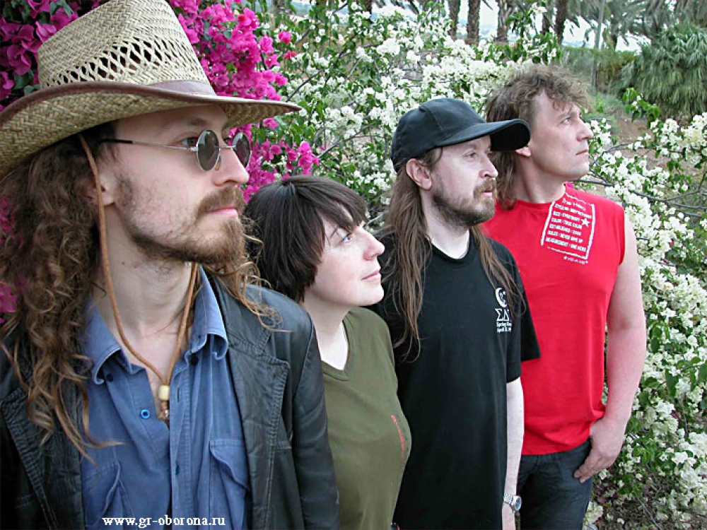Последний состав группы «Гражданская оборона» во время поездки в Израиль в 2005 году.