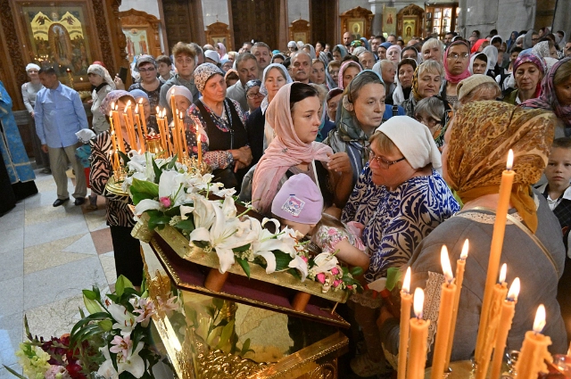 молебен о Победе перед иконой Пресвятой Богородицы «Казанская»