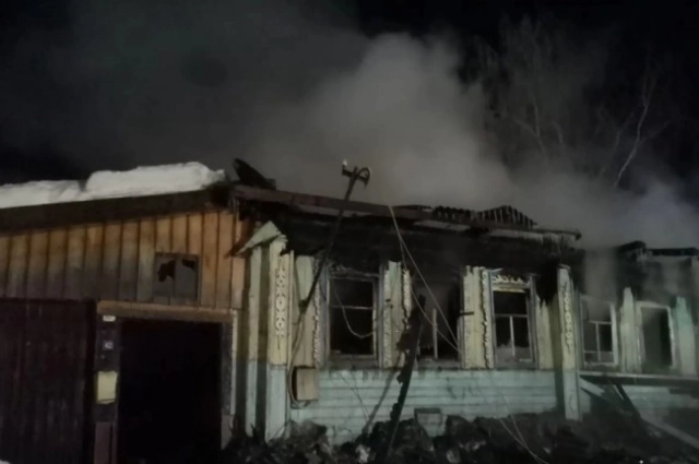  Пожилая женщина оказалась заблокирована и не могла выбраться наружу