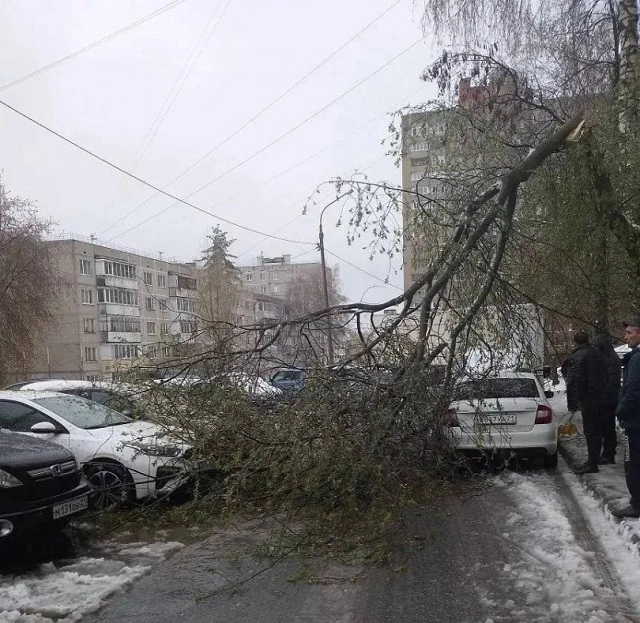 Жутковатая картина на улицах города.