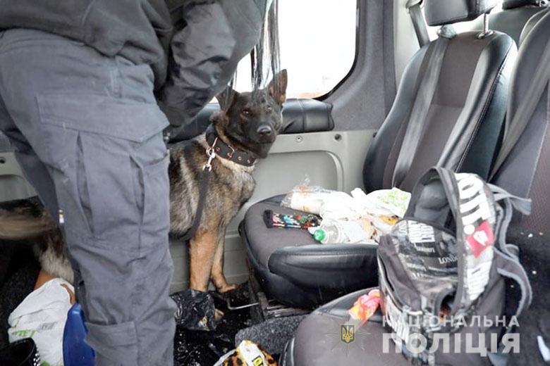 Задержание наркоторговцев.