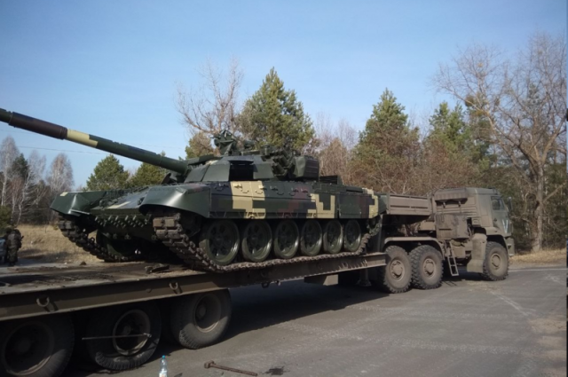 Т-72АГ (T-72AG) — экспортный прототип модернизации советского основного боевого танка Т-72/