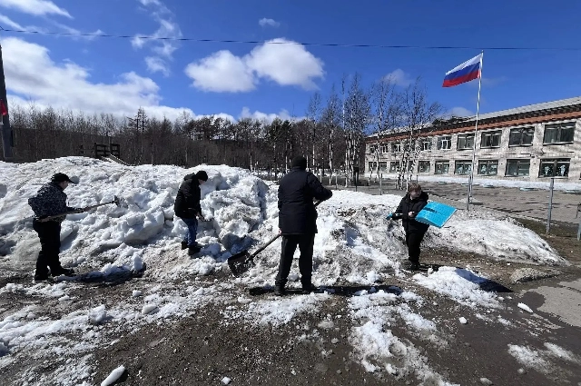 Снег в мае, село Константиновка, Николаевского района