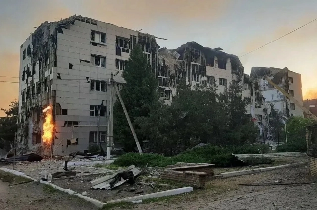 Общежитие колледжа в Старобельске после атаки БПЛА.