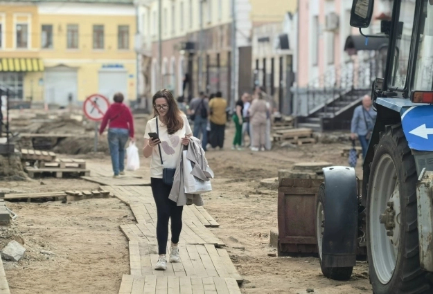 Дорога из деревянных досок - утренняя рутина.