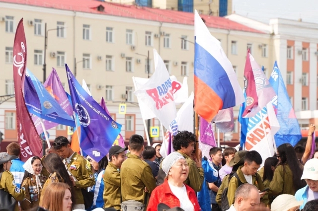 В День России будут раздавать символические ленточки в цветах российского флага