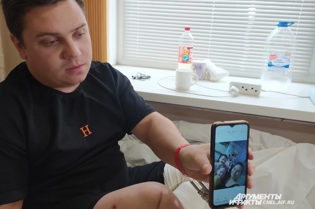 У Кирилла сын и две дочки.