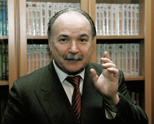 Николай Губенко.