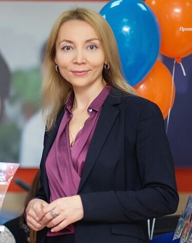 Анна Николаева: 