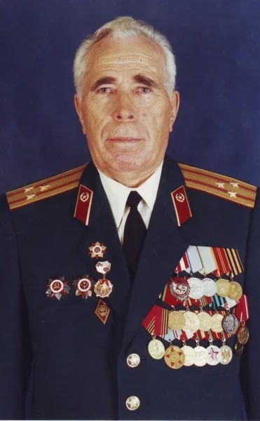 Алексей Владимирович Уханов.