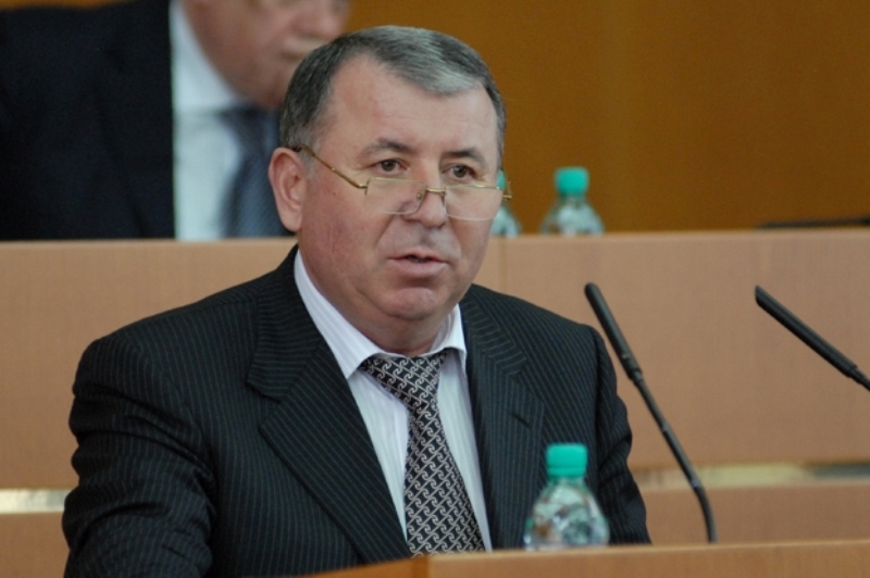 Вместе с Магомед-Султаном Магомедовым задержаны его родственники и коллеги