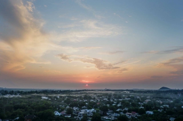 Он мечтал купить в окрестностях Донецка дом и счастливо жить в нём с женой и дочерью.