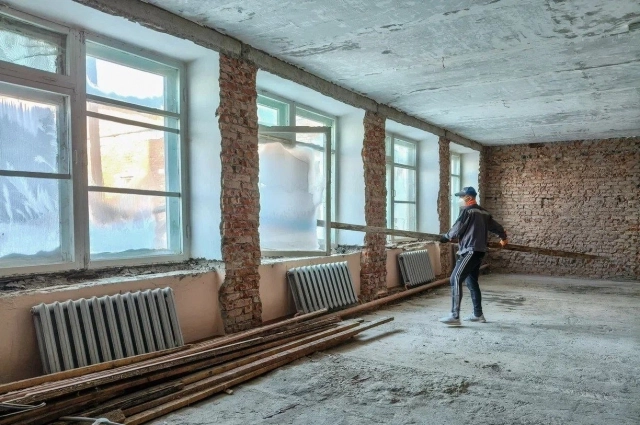 Миллиарды, вложенные сегодня в школы и вузы, завтра вернутся грамотными специалистами и развитой экономикой.