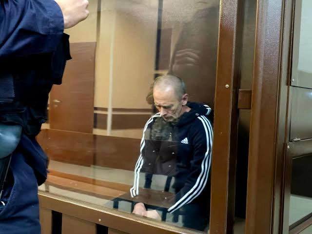 Манишин на скамье подсудимых.