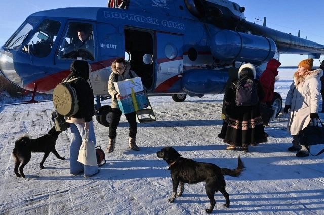 До Хантайского Озера можно добраться только на вертолете.