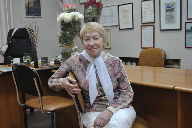 Вступая в команду «АиФ-Ростов», первым делом вы услышите: «а здесь раньше был кабинет Людмилы Николаевны. Это была легендарная женщина». 