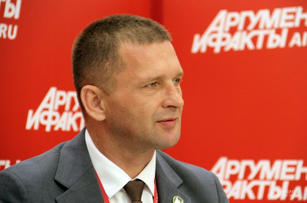Олег Губарец.