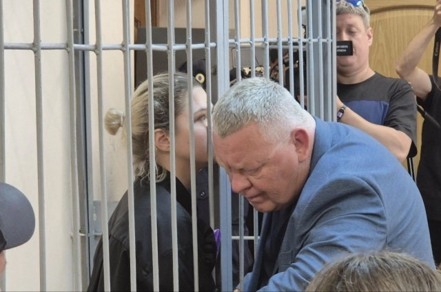 Общение подсудимой и защитника