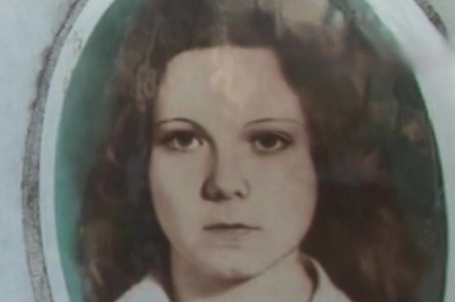 Лариса Иванютина, дочка начальника ГАИ, по отзывам земляков, была яркой и современной.