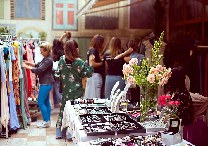 Vintage Charity Market