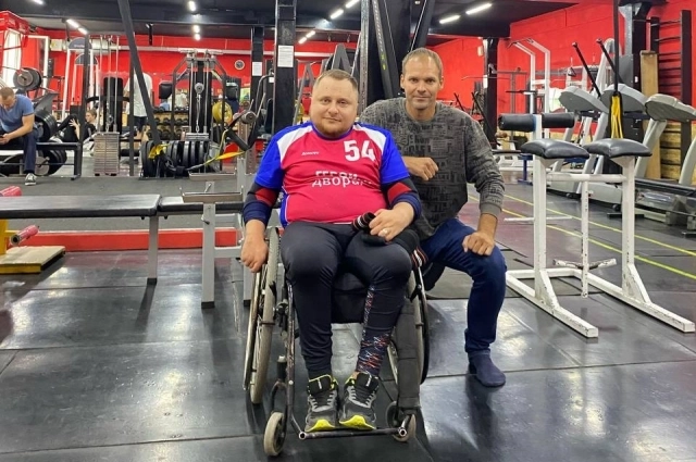 Павел ведет активный образ жизни.